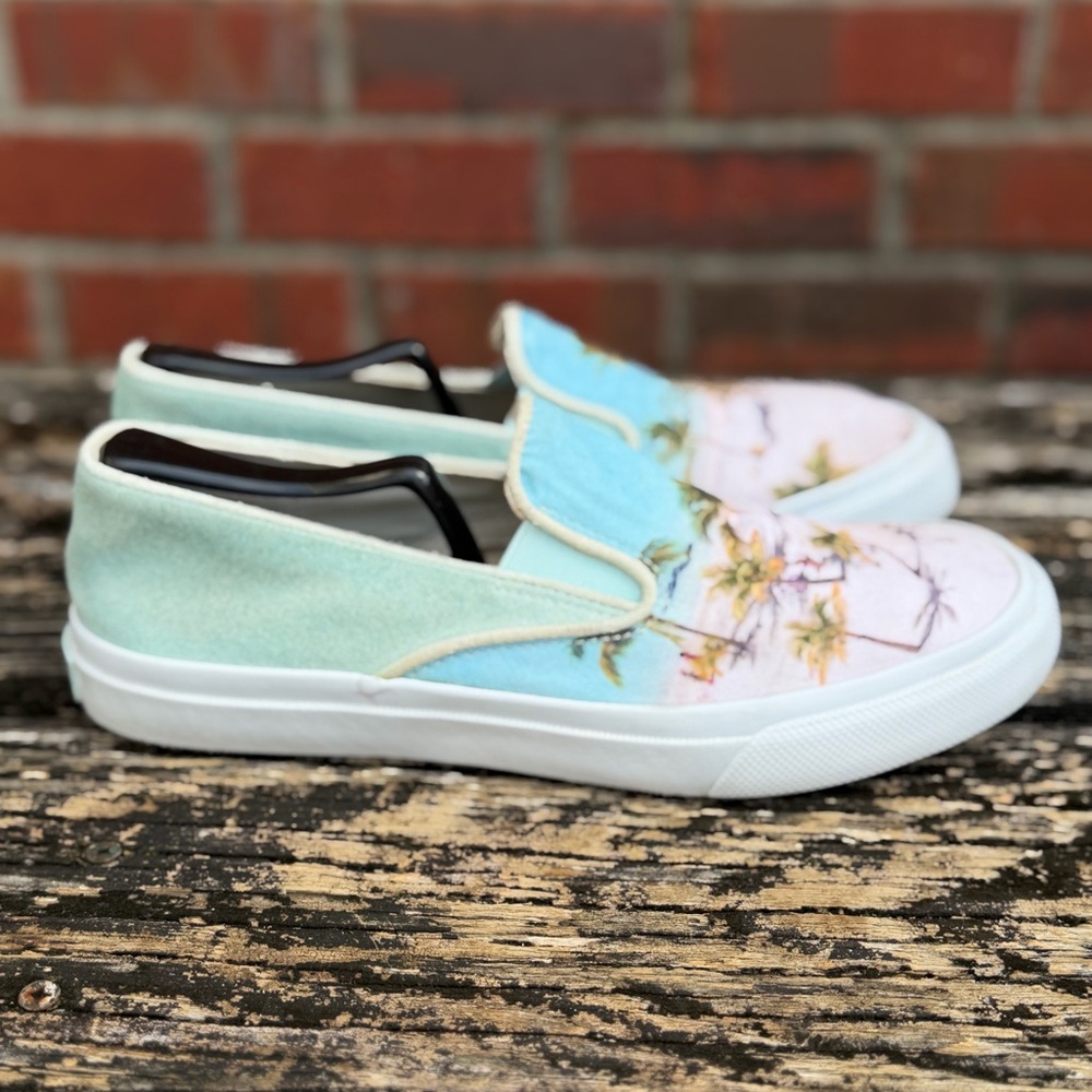 Sperry Gray Malin Beach Theme Slip-On Men's Sz 8 Canvas & Suede Sneaker  T8 - Picture 2 of 14